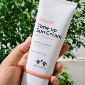 Christian Dean Secret Tone-Up Sun Cream SPF50+ – 70ml
